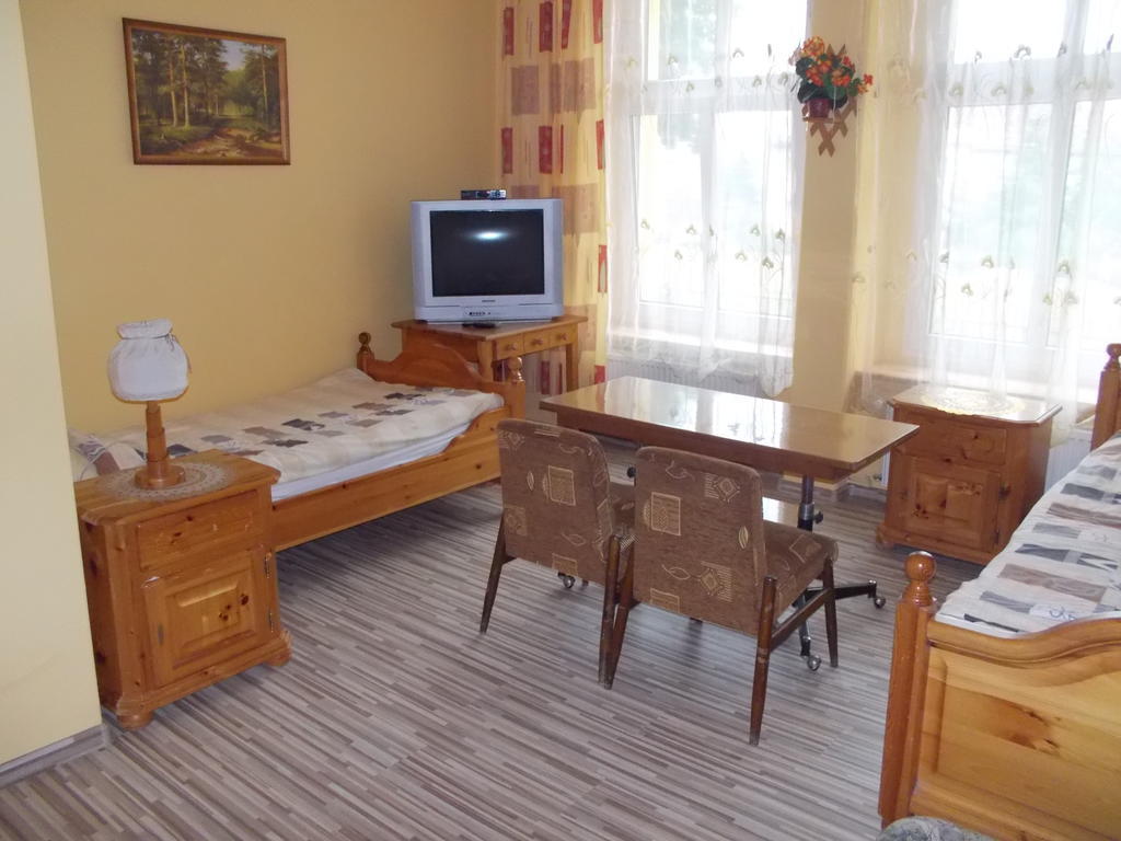 Willa Podzamcze Zabkowice Slaskie Kamer foto